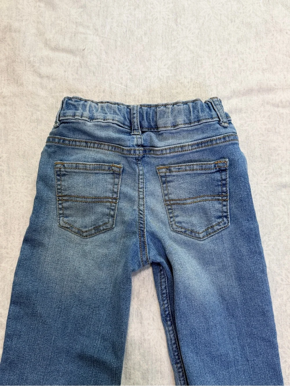 OshKosh B’gosh Classic Jeans Toddler Boys 5T Light Wash Elastic Waist Straight